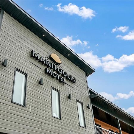 Manitoulin Motel Little Current Exterior foto